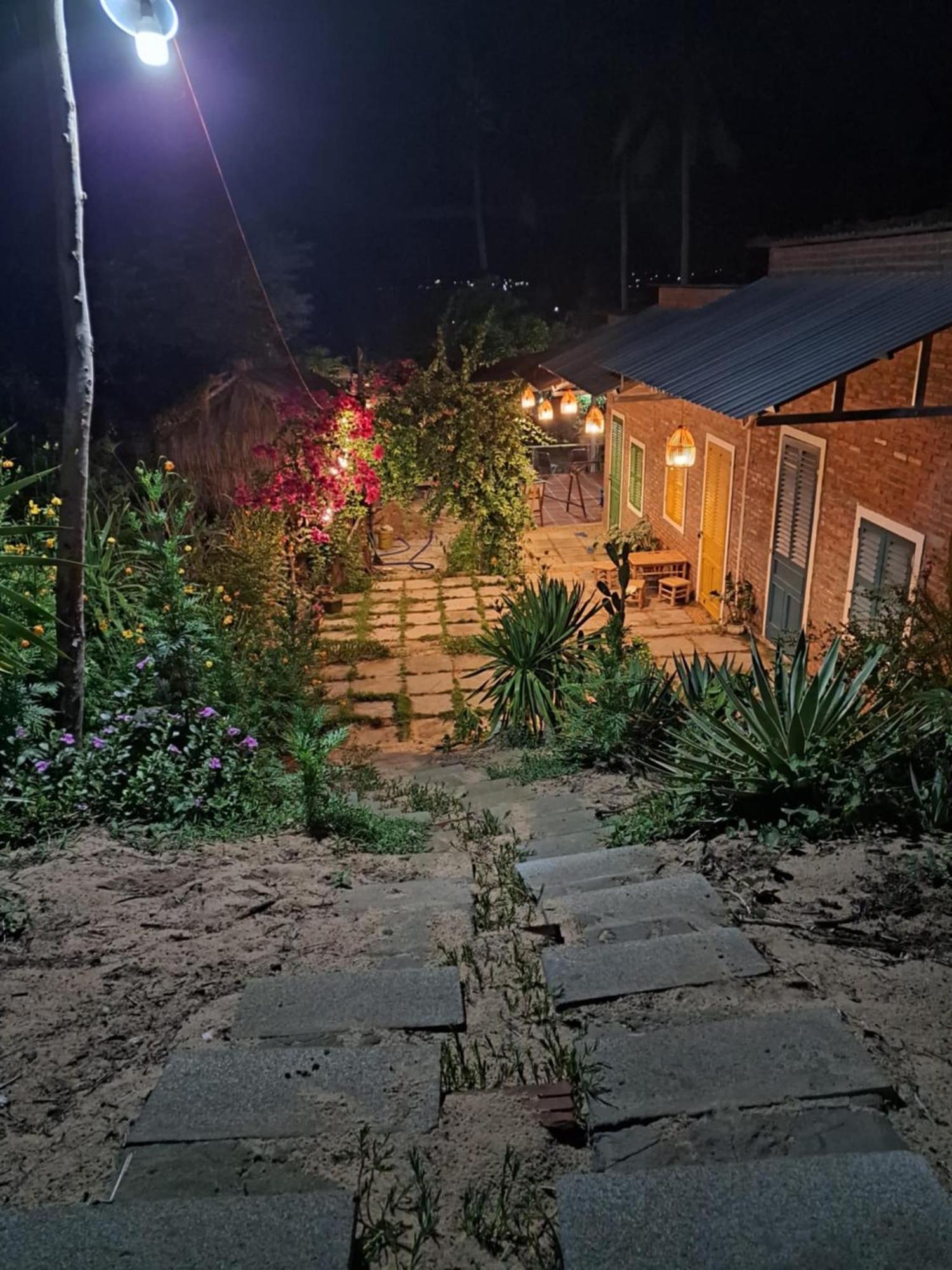 Homestay Dat Phu Tuy Hoa Exterior photo